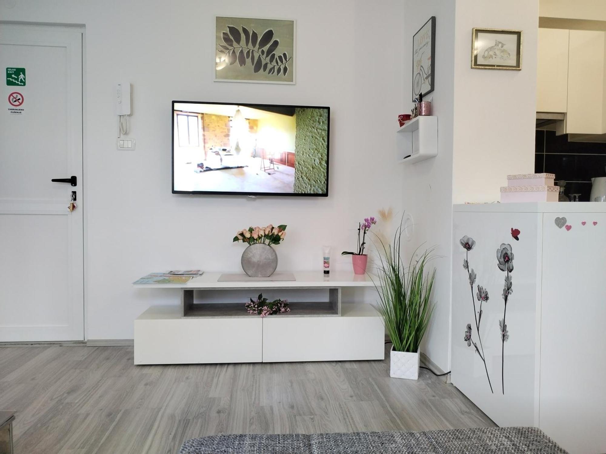 Apartments Mary & Free Parking Ровин Стая снимка
